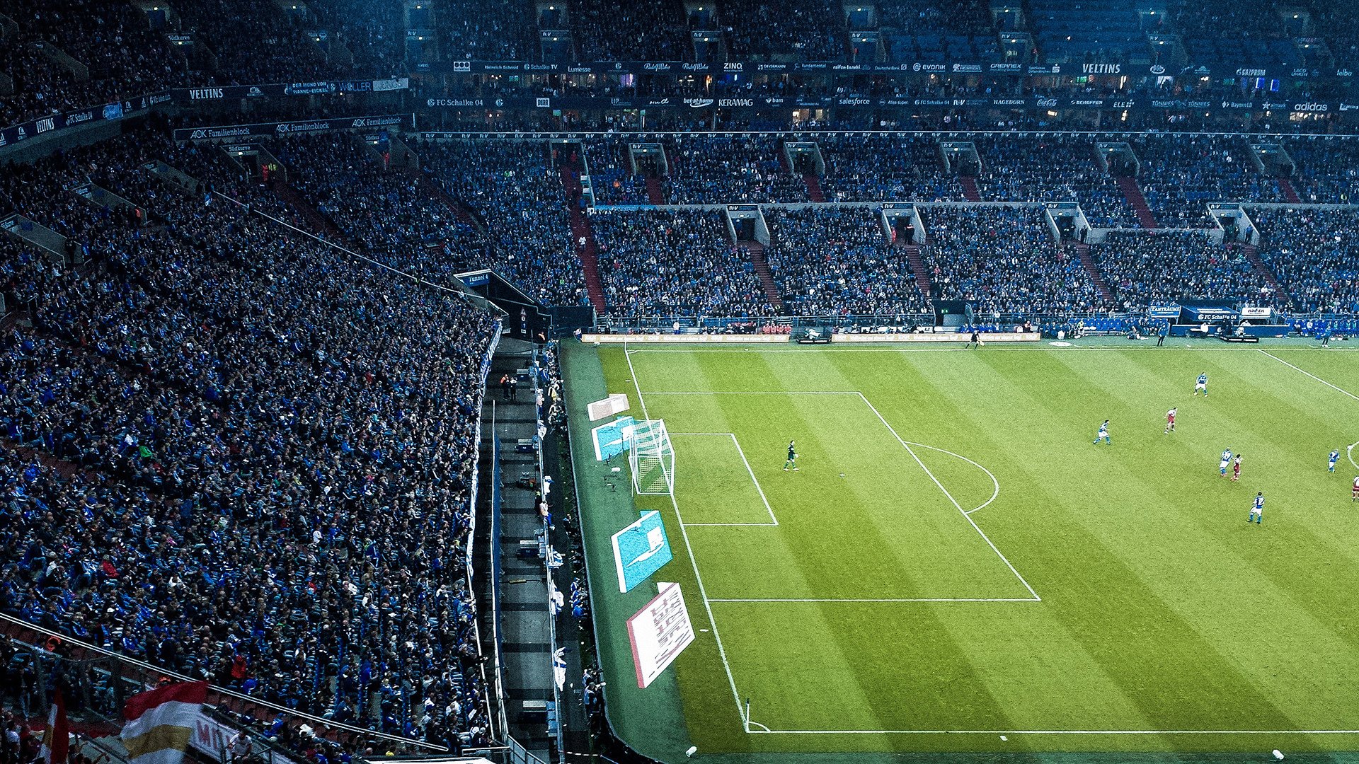 《王者荣耀》荣耀之路总决赛,万人期待冠军归来!